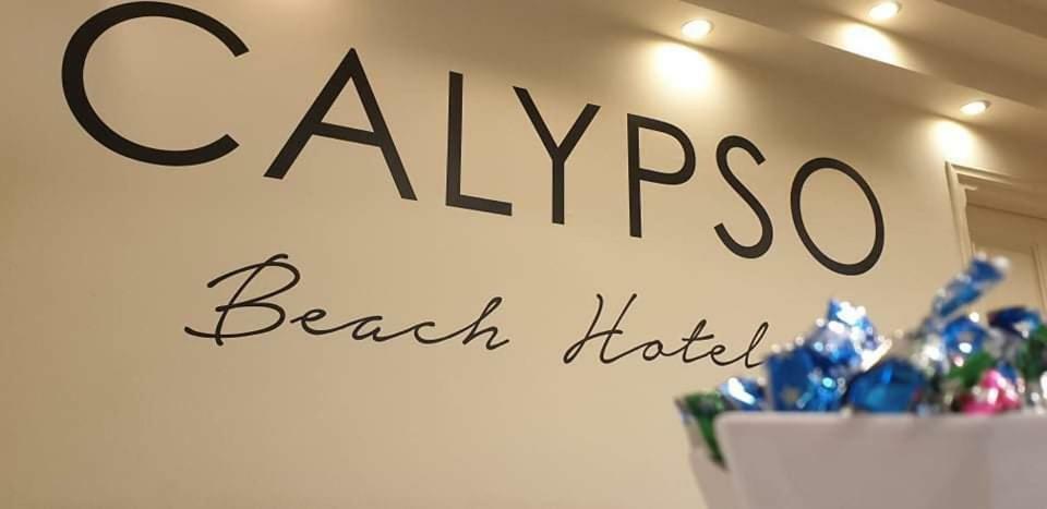 Calypso Beach Hotel Лутра Едипсу Екстериор снимка